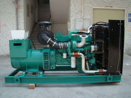 鹰潭1100kw康明斯柴油发电机组